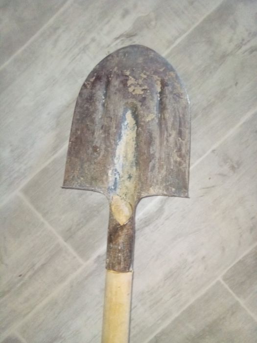 Лопата в отличном состоянии советского качества и производства
