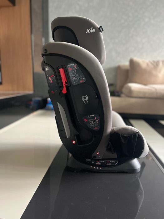 Scaun auto JOIE 9-36kg