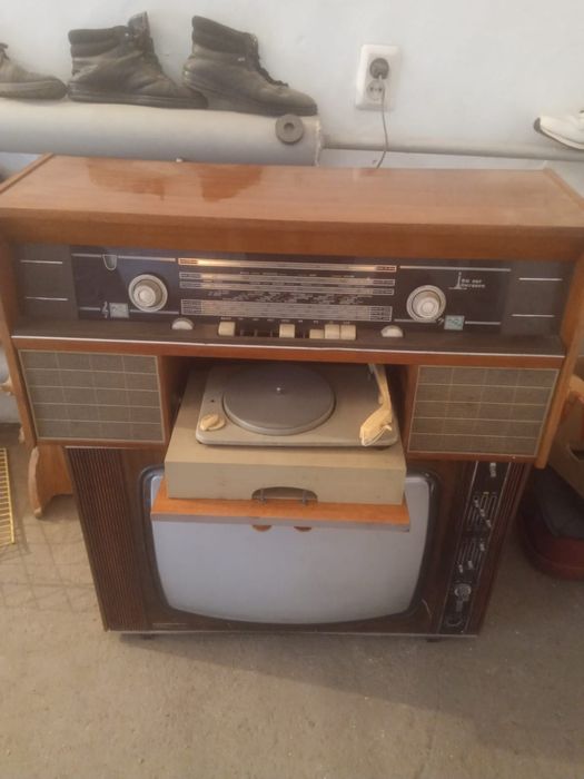 Продам радиолу Беларусь