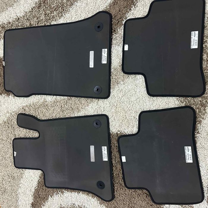 Оригинални мокетни стелки за ML w164