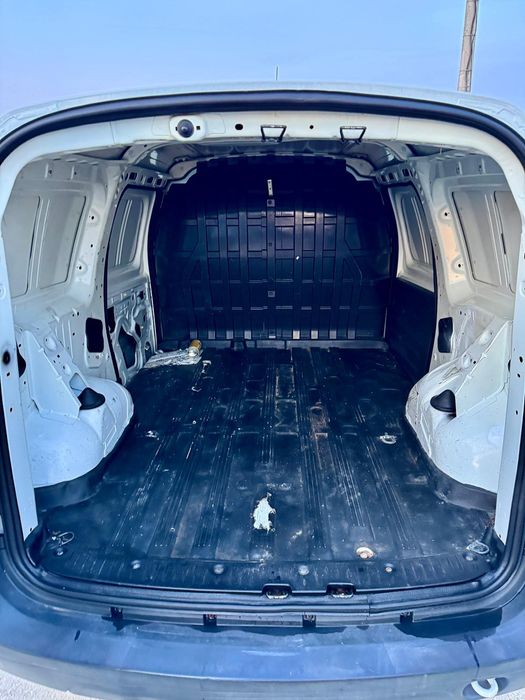 Vând Dacia Logan Van