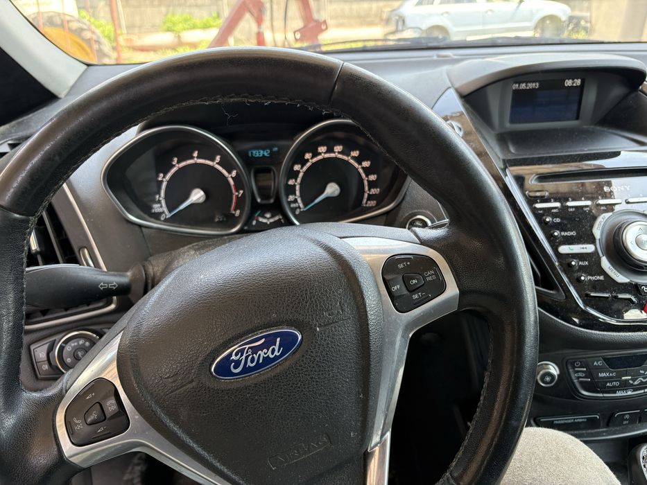 Ford b max. 1.0ecoboost. 102cp. 2013.