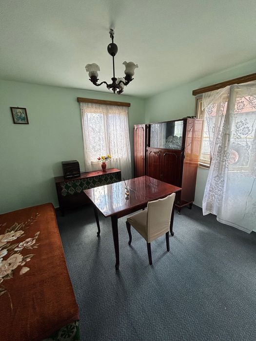 Casă cărămidă 100mp + 1372mp teren Florești Giurgiu, 30 min București, gaze la poartă – 55.000 €