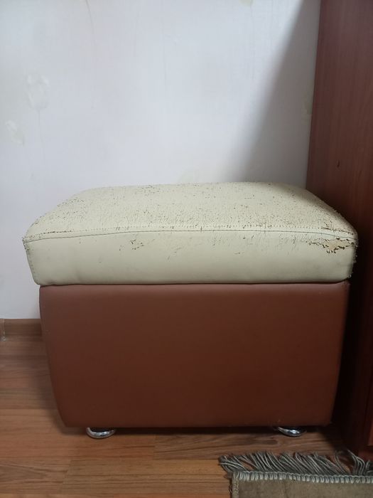 Продам пуфик, кожзам, бу.