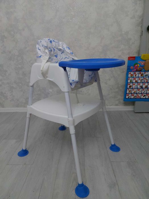 Детский стульчик для кормления