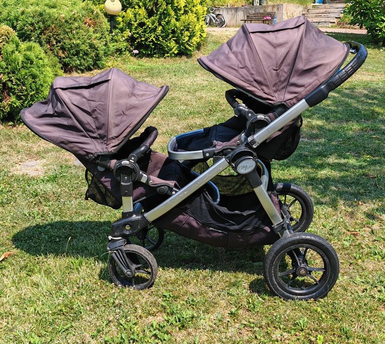 Двойна количка за породени деца или близнаци. + кош за новородено