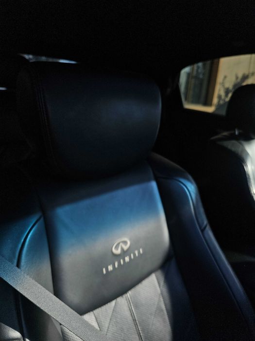 Vanzare auto infiniti