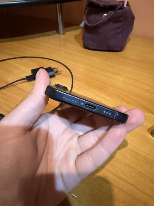 Iphone 16 negru 128 GB