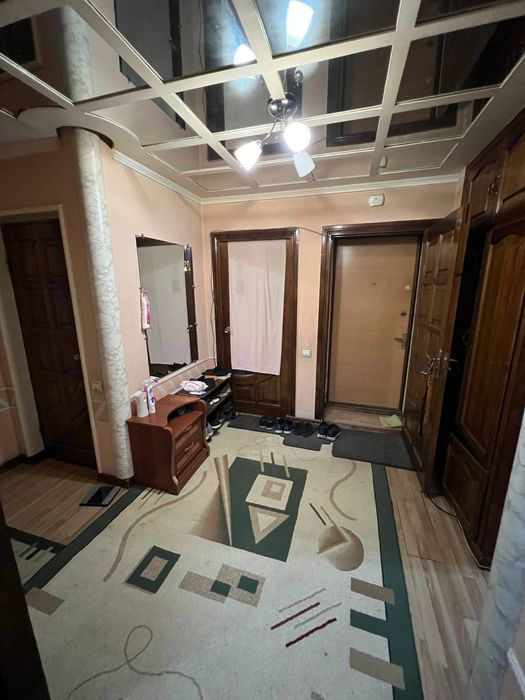 Срочно продается квартира 4 комнатная евро ремонт