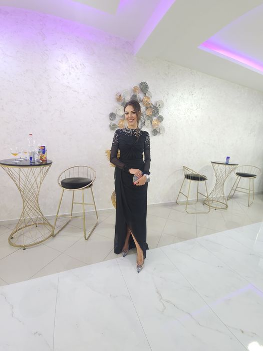 Продам весернее платье 44, S