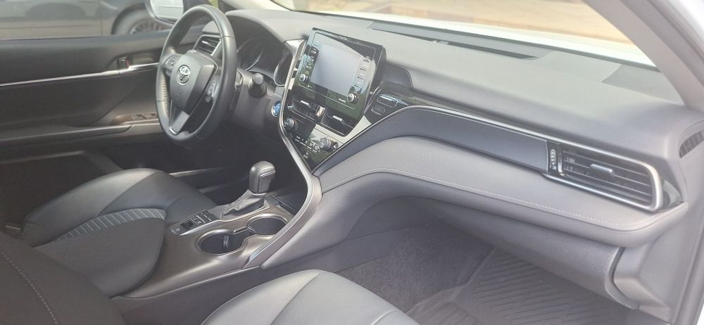 Toyota Camry Nightshade Edition 2023 (Hybrid)