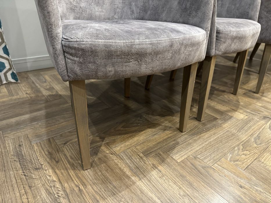 Столы для гостиной