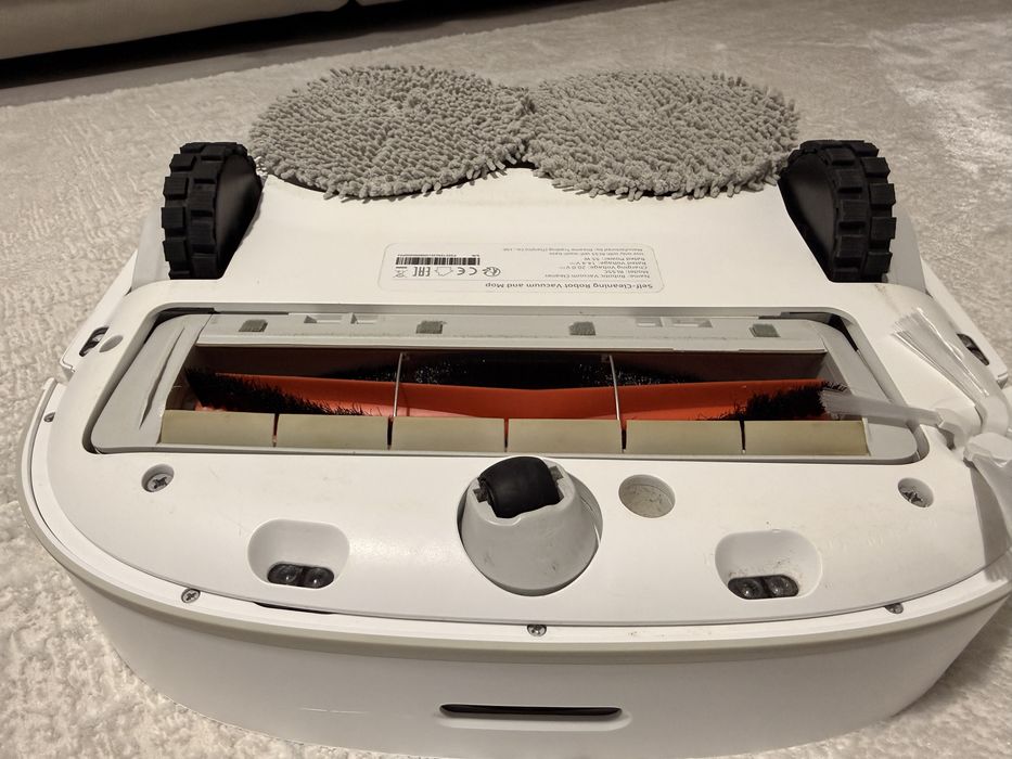 Robot aspirator si mop Dreame Bot W10 -doar robotul, consumabile noi