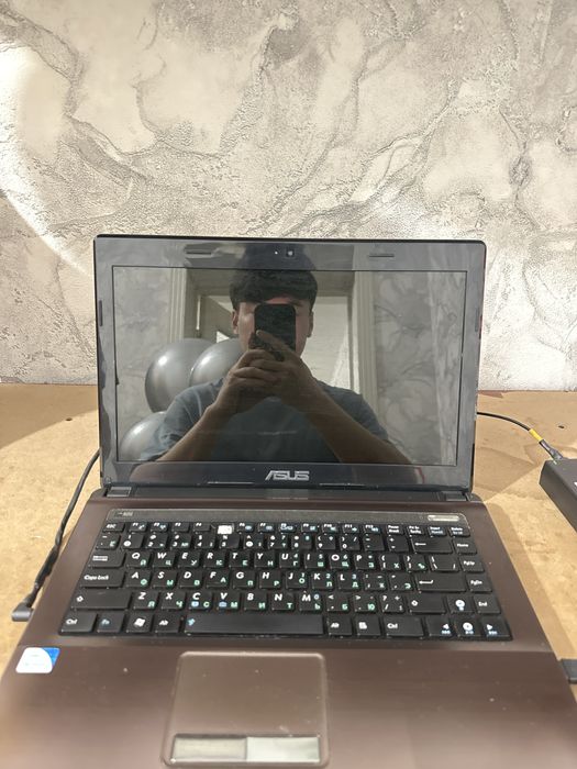 Ноутбук Asus Сатылады