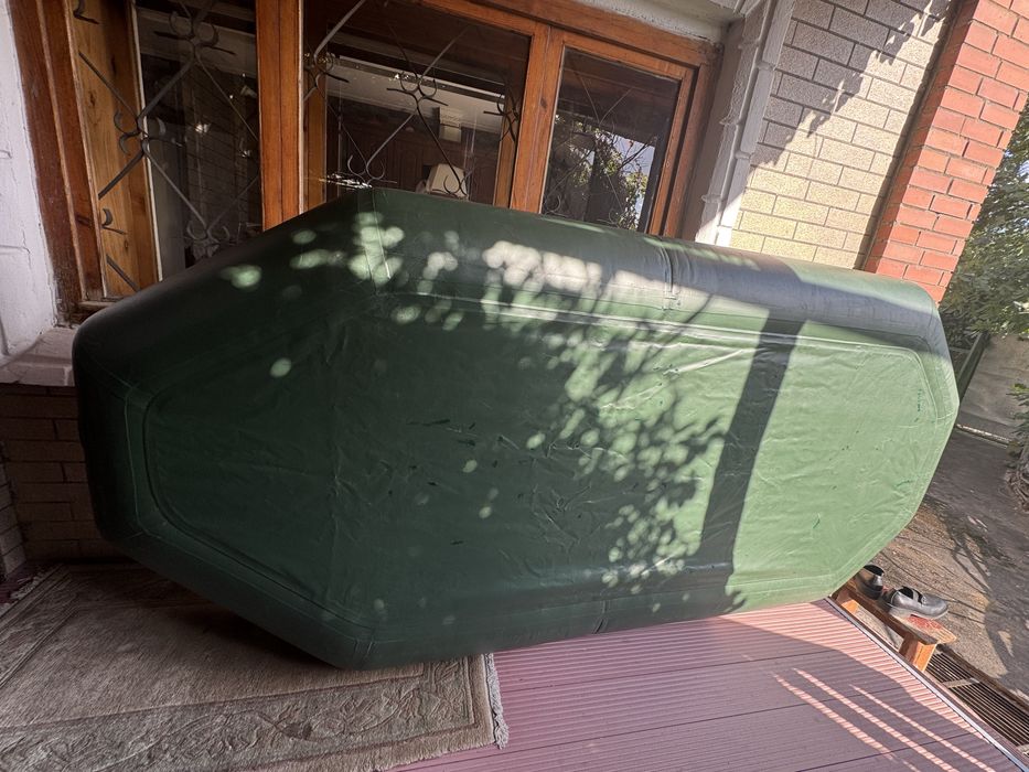 Продам лодку kolibri-280t