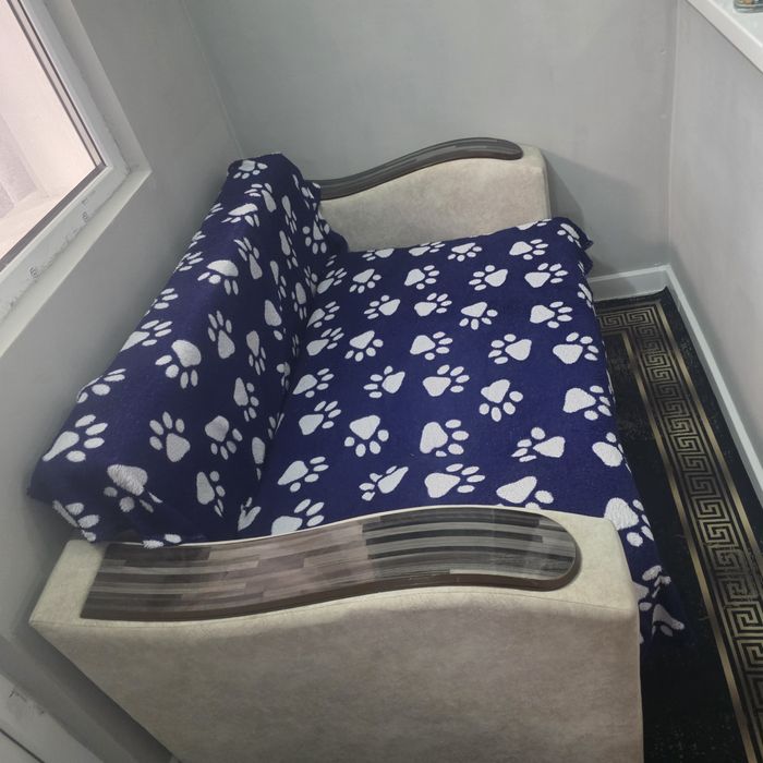 Продам диван в хорошем состоянии