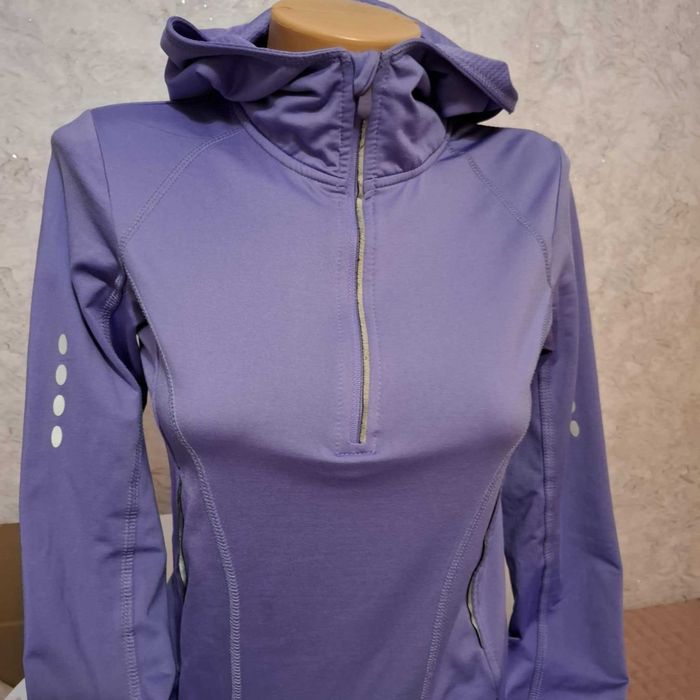 Спортна Блузка/Суичър с качулка