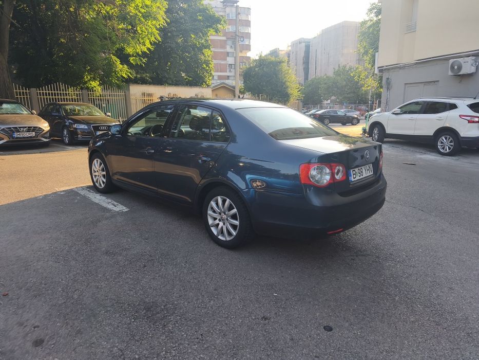 Vand Volkswagen Jetta 1.9 ,fara rugina