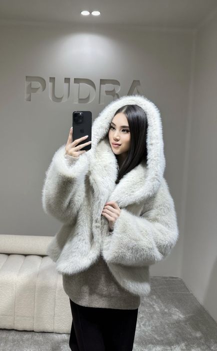 Покупала шубу в пудре за 98.900, отдам за 50.000