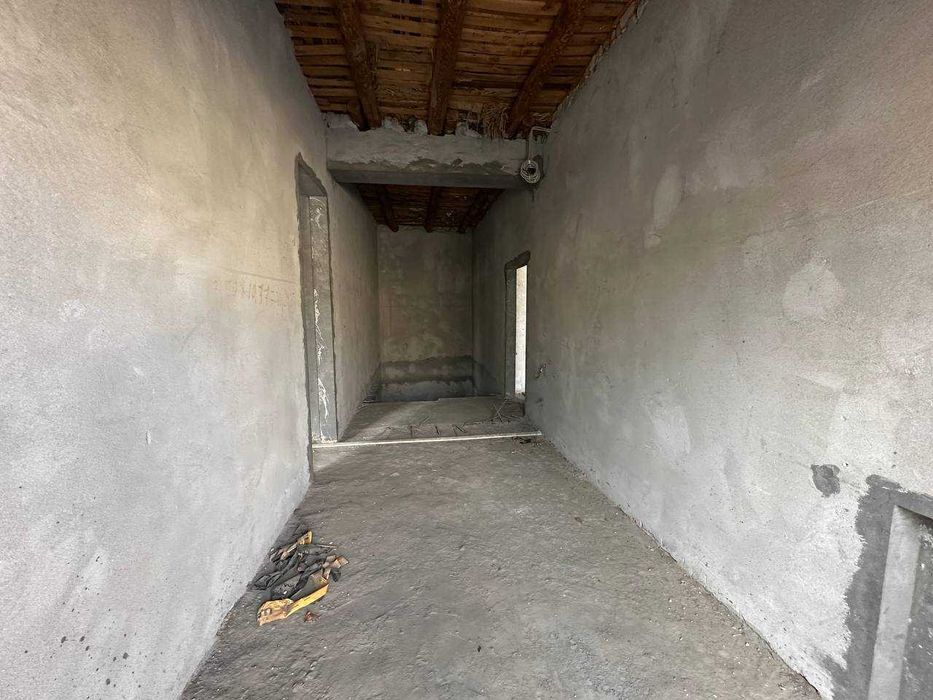 Срочно продается HI Tech коробка 3-уровня 5 ком. 2.8 сотки ор-р Сайрам