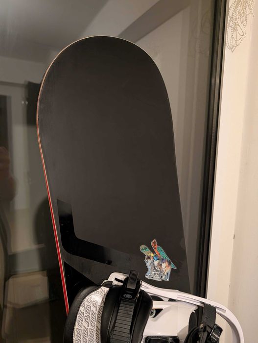 Echipament complet snowboard - Placa, Costum, Casca, Ochelari, Manusi
