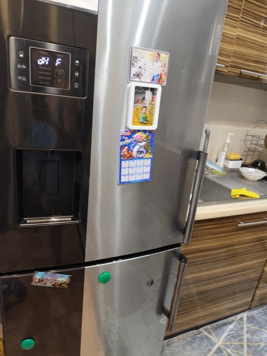 Холодильник  в хорошем состояний