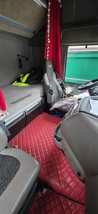 Cap tractor Daf XF 2010