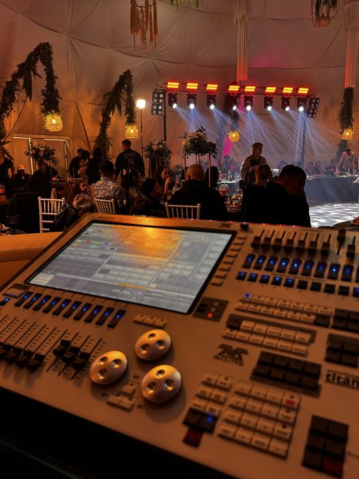 Vand Avolites Tiger Touch II-Consola de lumini pentru concert,teatre