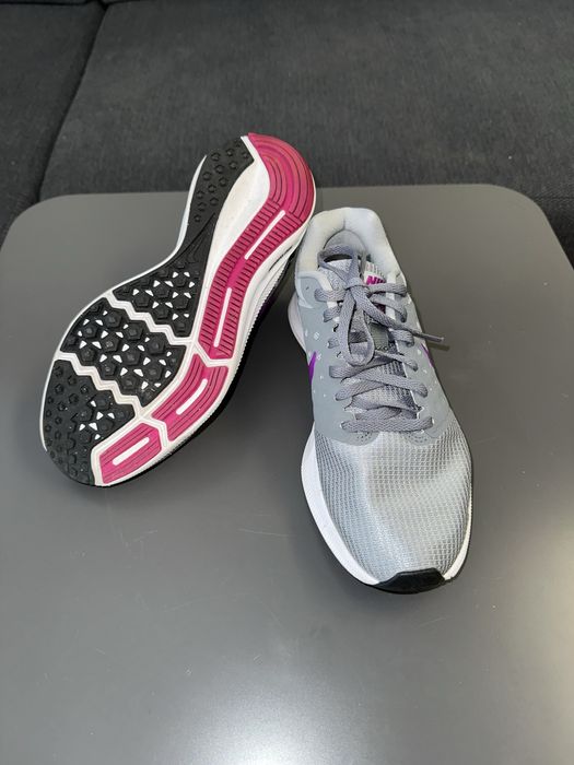 Дамски маратонки Nike Downshifter 7 – размер 37.5