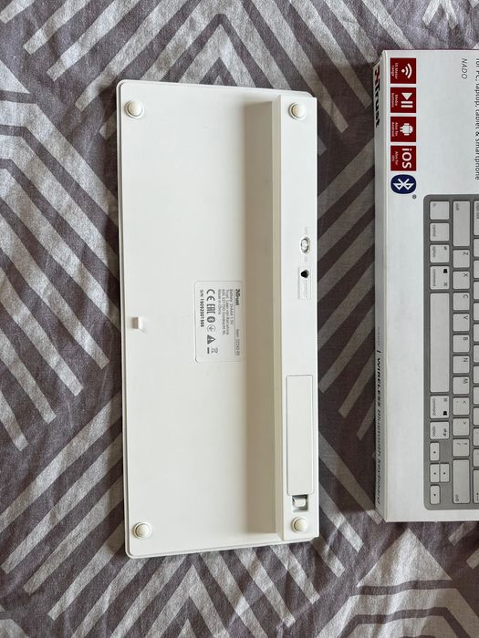 Tastatura bluetooth Trust (PC / Mac / iOS)