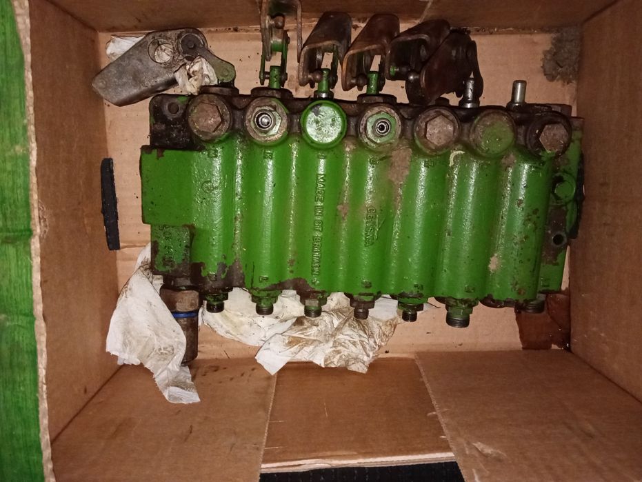 Distribuitor hidraulic combina John Deere