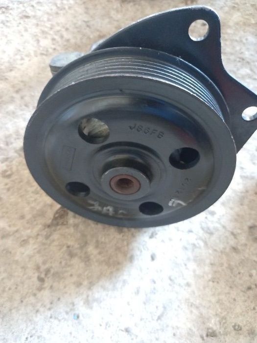 pompa servo land rover range rover discovery ah22-3a696-ab 2009 2010 2011 2012 2013 2014 2015 2016 2017