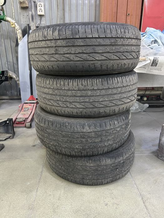 Bridgestone 235/55/17