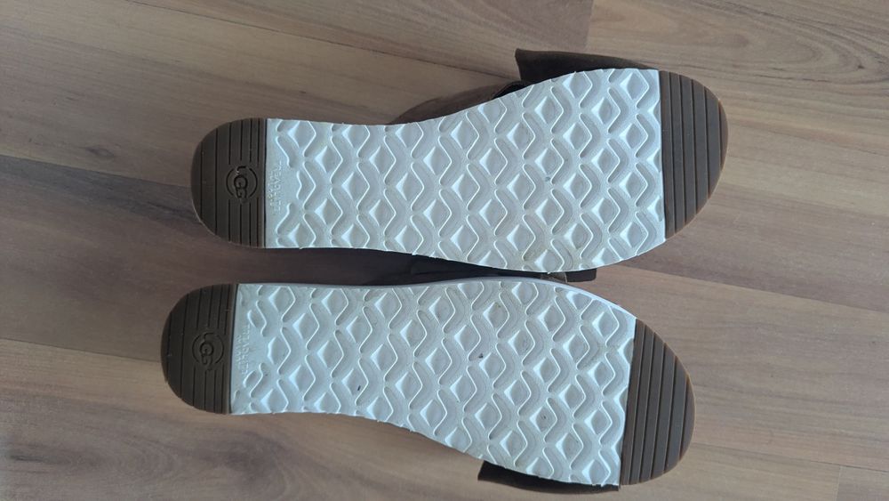 Дамски платформи UGG от естествена кожа