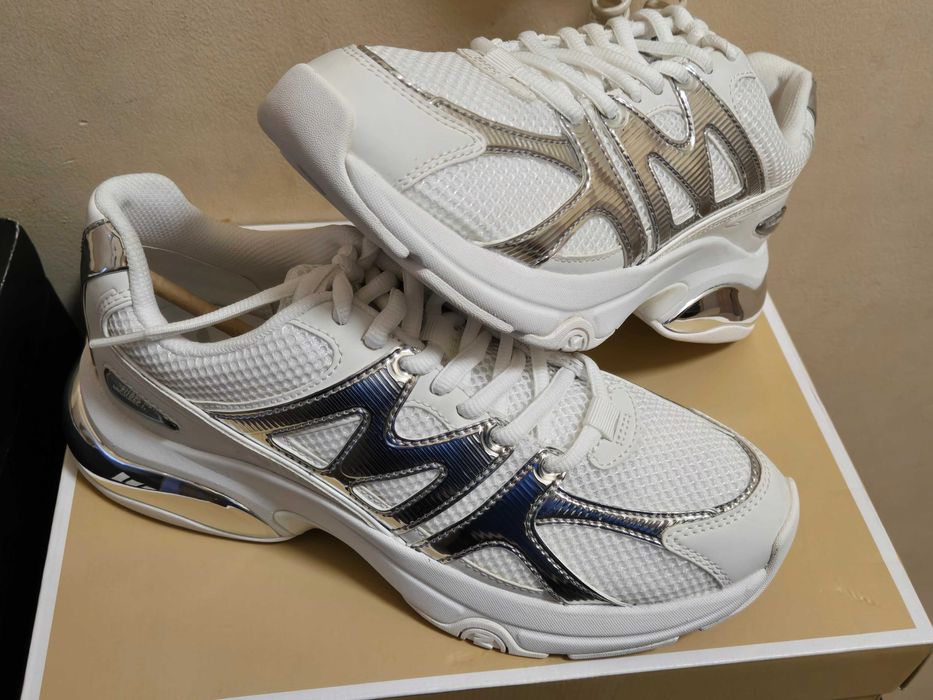 Чисто нови дамски маратонки Michael Kors