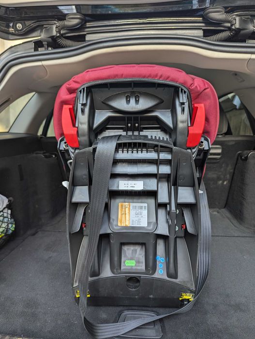 Столче за кола Bebe Confort (9-18кг) ISEOS IsoFix