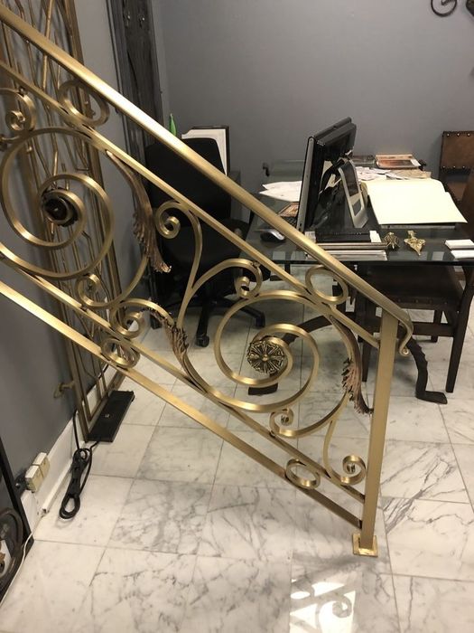 Кованые перила от Creative Metall – Эстетика и сила