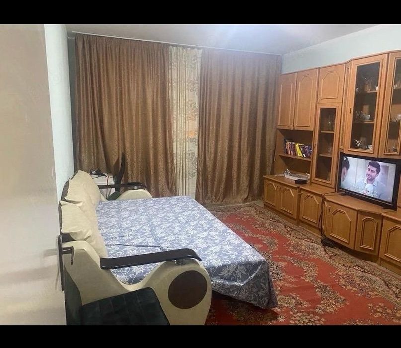 Apartament  3 camere Razboieni