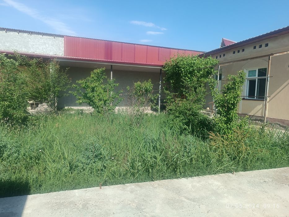 . Срочно коттедж сотилади!!!