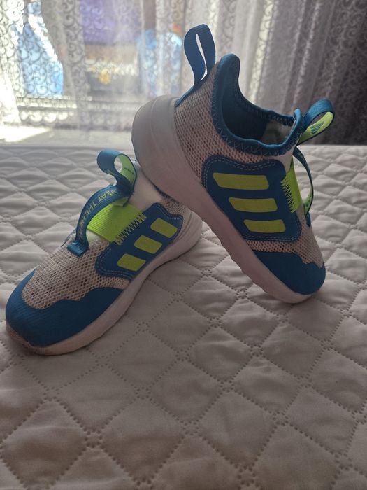 Adidași Adidas usori
