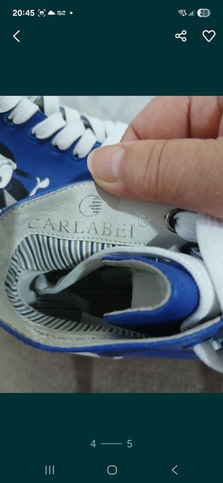 Продам кроссовки на девочек