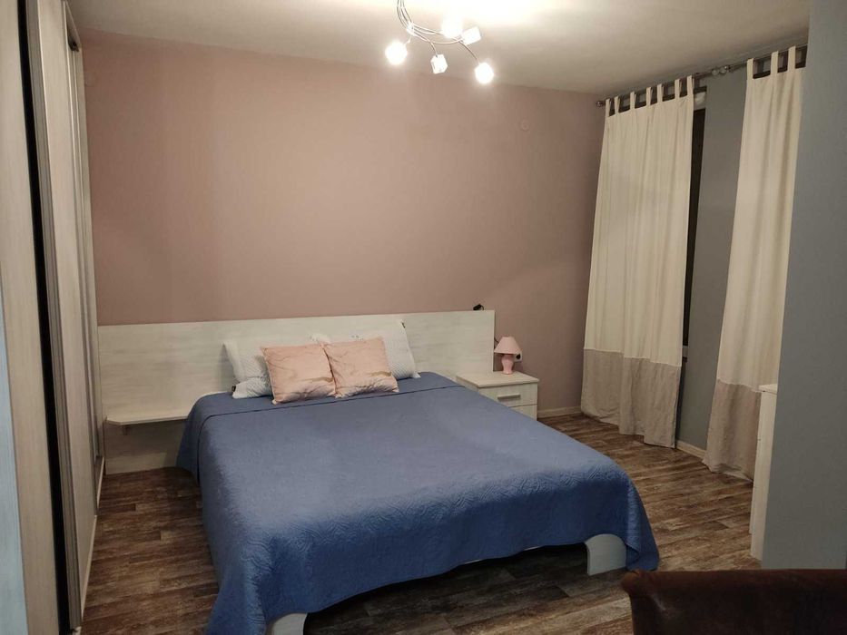 Дава се под наем Едностаен апартамент в Петрич - 60 кв.м за 388.62 € - Снимка #2