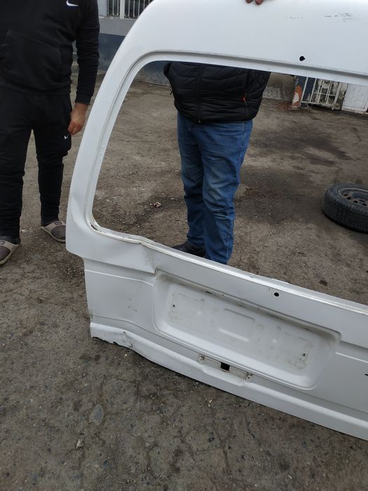 Damas Orqa Kapot Bu arzon narxda