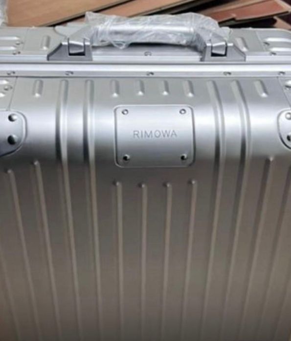 Оригинален куфар Rimowa
