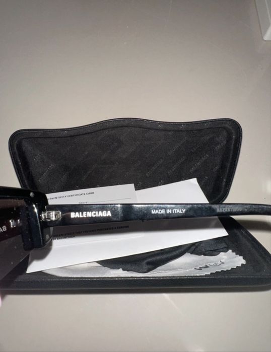 Ochelari de soare Balenciaga