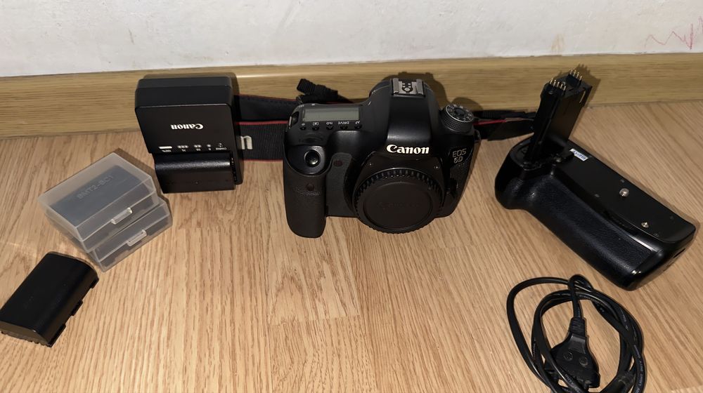 Pachet Canon 6D folosit dar în stare perfectă
