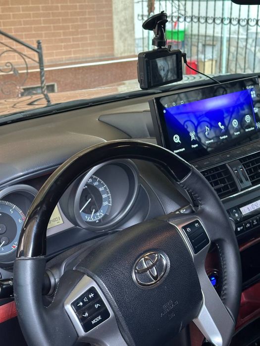 Toyota Land Cruiser Prado — в идеальном состоянии