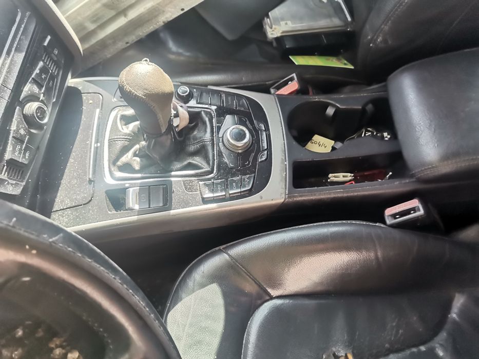 Ауди а4 б8 audi a4 b8 2.0tdi CAG 143кс 105kw за части