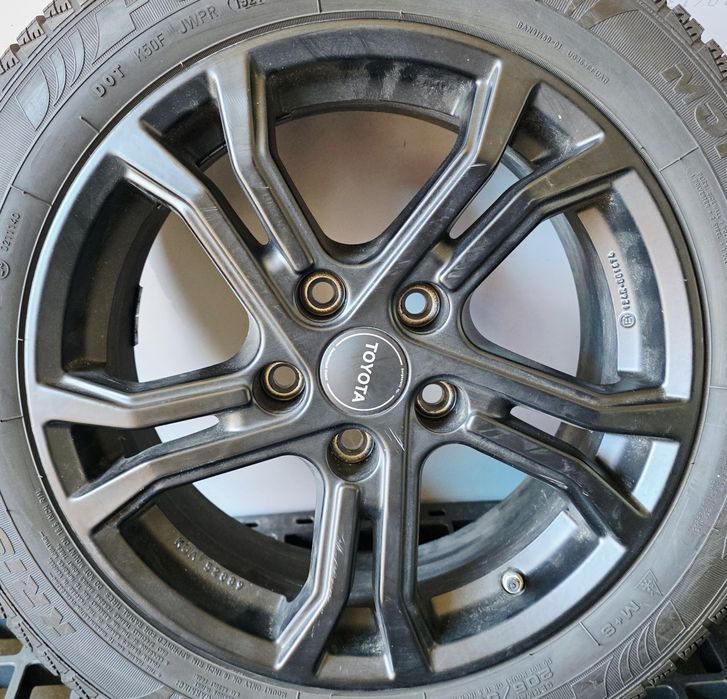 Jante TOYOTA  205/55r16