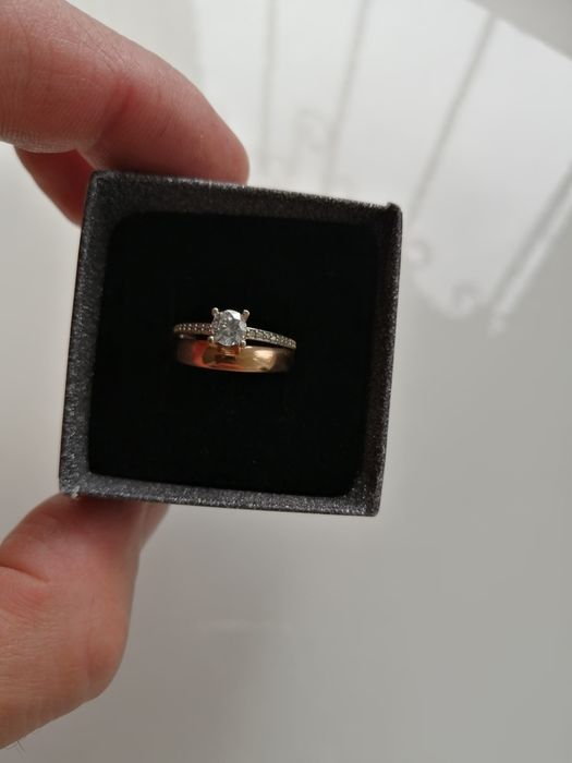 Продам кольцо 2 в одном